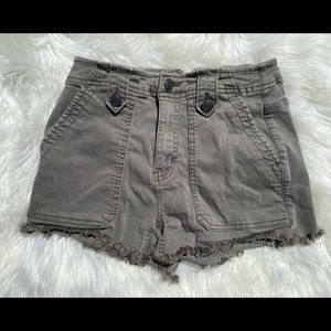 High waisted utility short